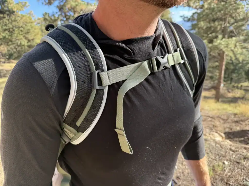 Front view of the shoulder straps and sternum strap of the Osprey Poco Soft child carrier